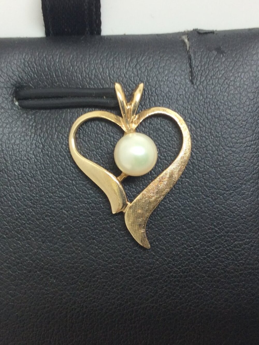 14k Yellow Real Gold Heart Pearl Charm Pendant 1.60gr